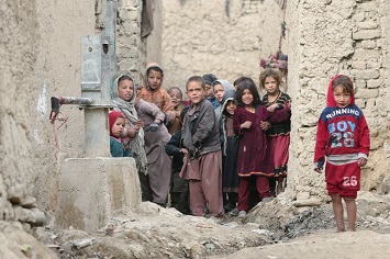 Dari Menghukum Taliban Menjadi Menghukum Warga Afghanistan